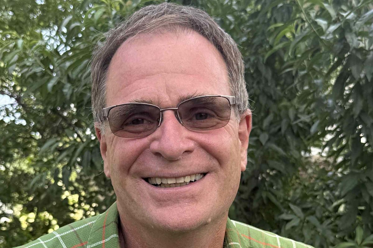 Iowa Dad Is Traveling Overseas to End His Life with Medical Aid in Dying Before Alzheimer’s ‘Takes My Mind’