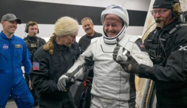 After 30 years of service, NASA astronaut Mike Fincke retires
