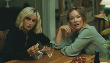 Penelope Cruz and Olivia Wilde in 'The Invite'