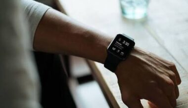 5 Smartwatches Under Rs 5,000 With The Longest Battery Life