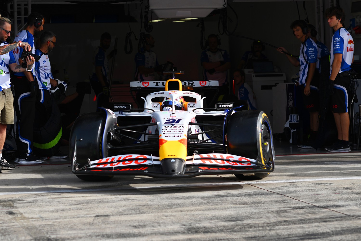 F2 driver Tsolov completes first F1 test for Racing Bulls