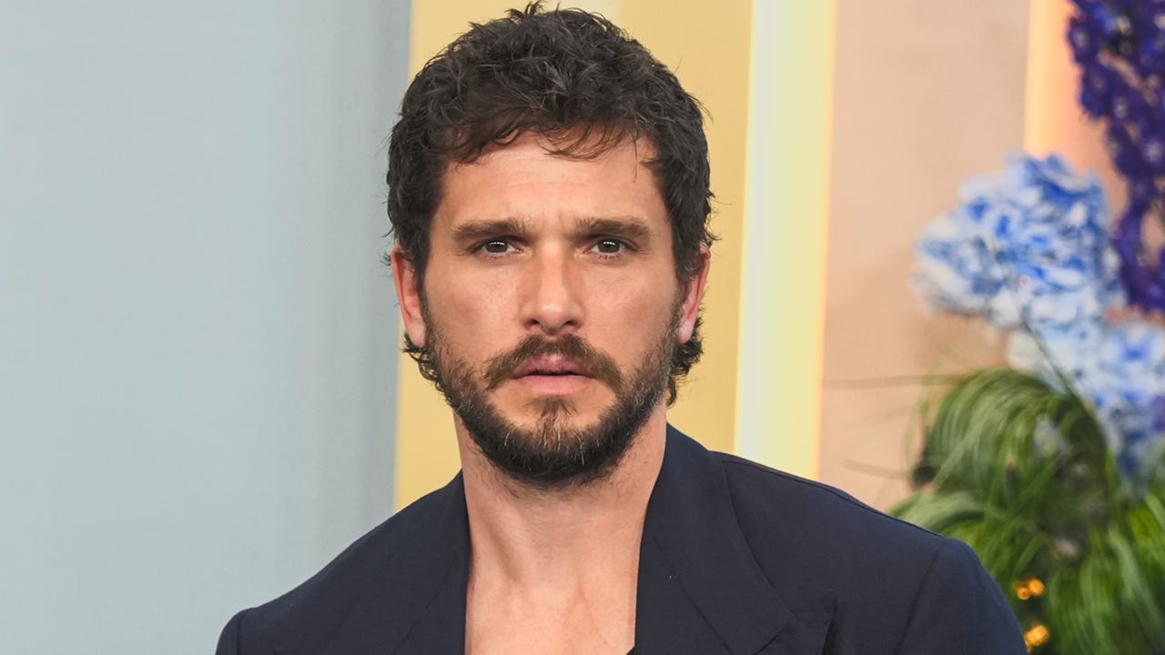 Kit Harington Takes Over as Gilderoy Lockhart as Nicholas Hoult Exits HBO's Harry Potter Season 2