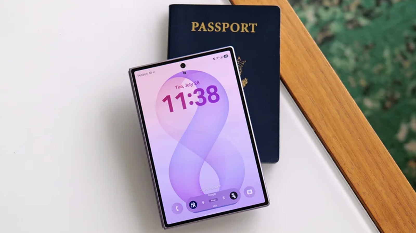 Engadget Review Recap: Samsung Galaxy Z Fold 8, Meta Glasses And More