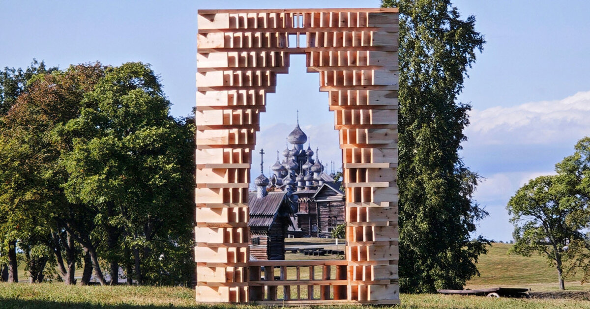 lens installation uses rhythmic timber slats to frame island’s historic churches