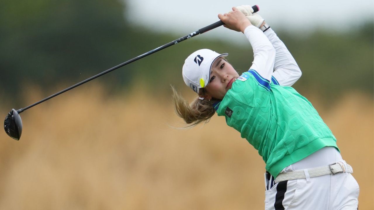 Shiho Kuwaki of Japan wins Women's British Open on second playoff hole