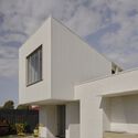 © Sean Fennessy Maribyrnong I House / Studio Ceravolo - Exterior Photography, Concrete