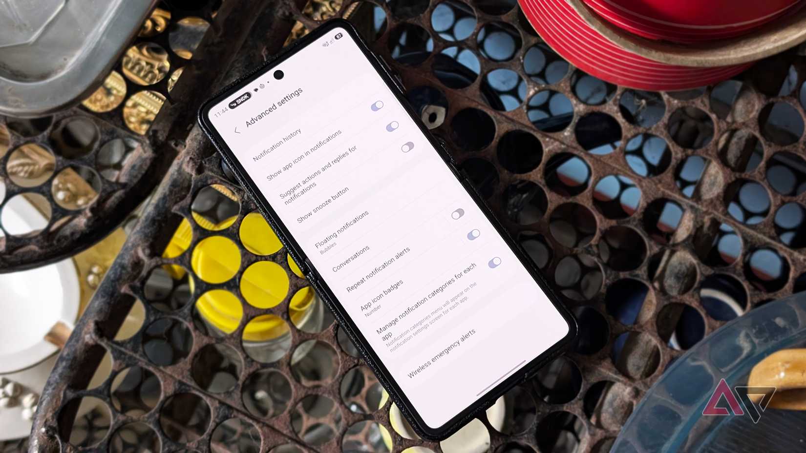 Advanced settings of Samsung One UI's notification categories for managing individual app alerts
