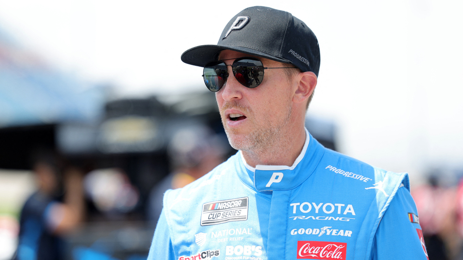 Numbers point to Hamlin having edge over Reddick in race for No. 1 seed