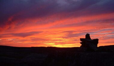 Rocks exposed along a remote stretch of Hudson Bay in northern Québec are at least 4.16 billion years old, new dual-isotope dating shows—the oldest surviving rocks yet identified and the only known intact fragment of Earth’s first 500 million years, the Hadean.
