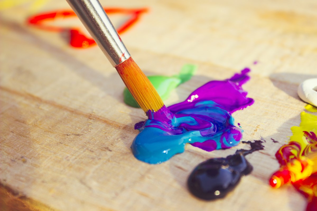 Get colourful while learning to paint summer flowers