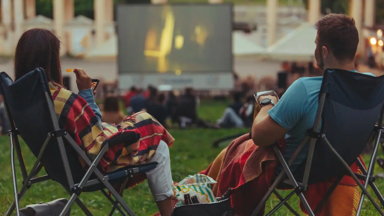 Outdoor movie night pizza party coming to Brampton community