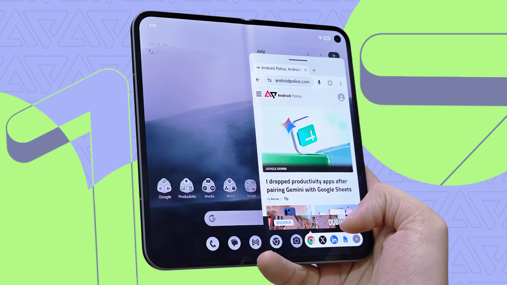Pixel Fold using Android 17 App Bubbles from the taskbar.