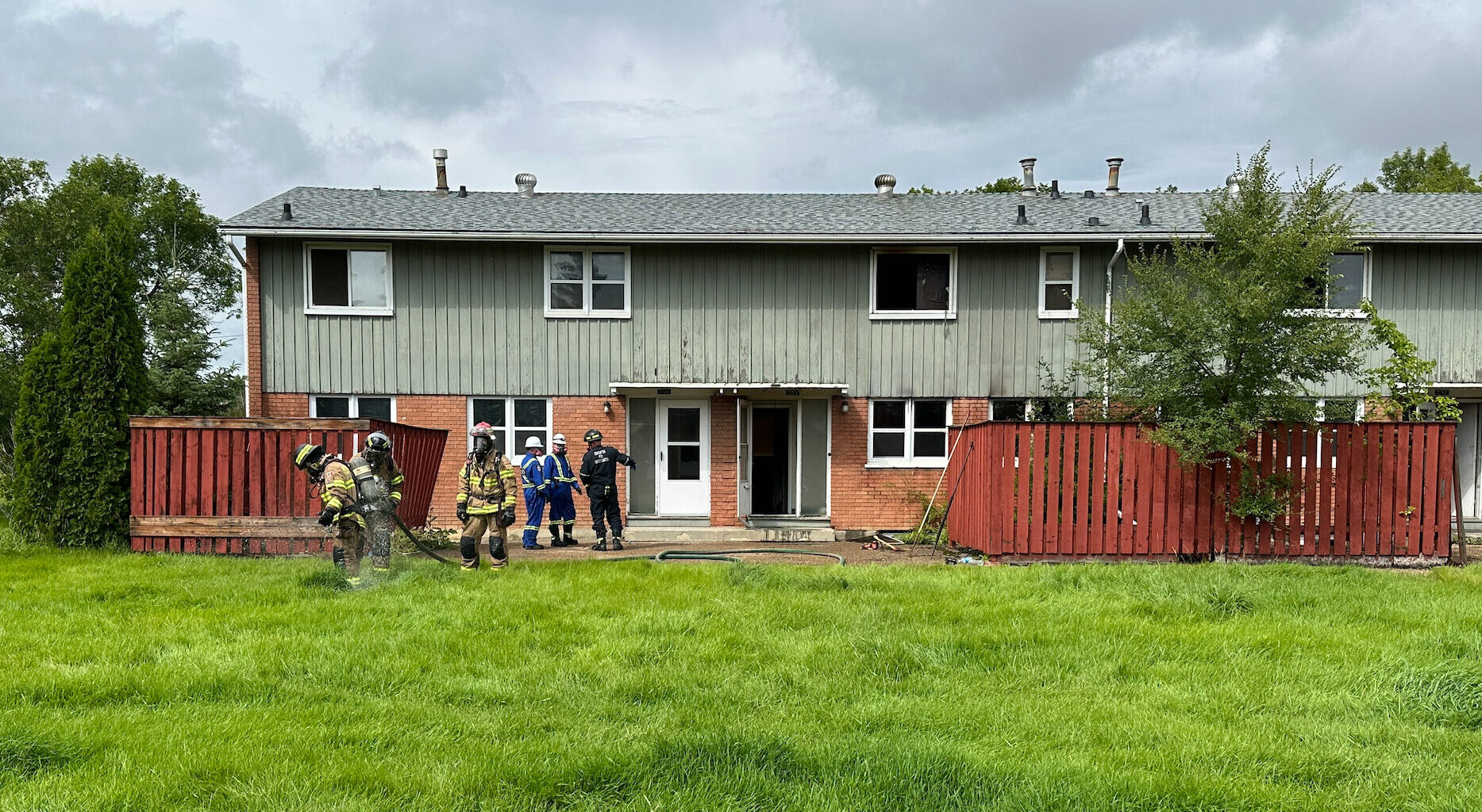 Fire at vacant north Edmonton row houses investigated as arson