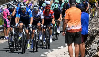 Vuelta a España stage 9 LIVE: Movistar try to control gap up to 20 rider breakaway in searing heat