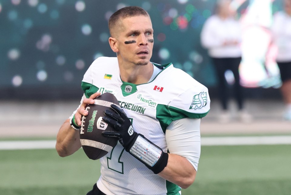 ‘Just blows my mind’: Roughriders quarterback Trevor Harris crosses 40,000 career passing yards | 620 CKRM - The Voice of Saskatchewan
