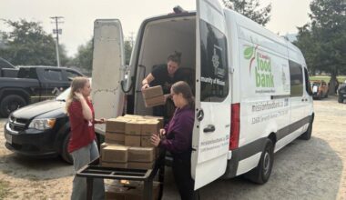 B.C. food bank delivers food, supplies to wildfire evacuees