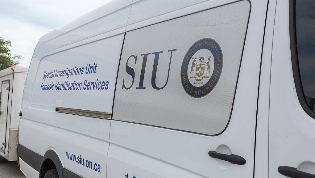 SIU investigating after 1 person struck by vehicle in Mississauga during police investigation
