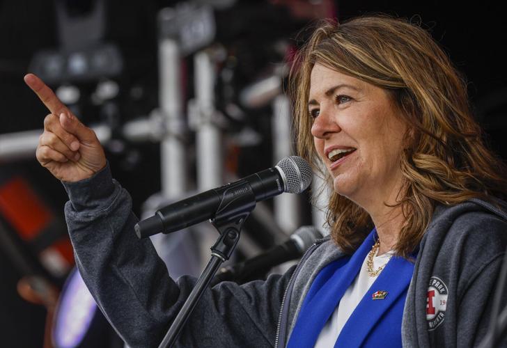 Danielle Smith avoids talk of separation in Alberta Day address as referendum nears