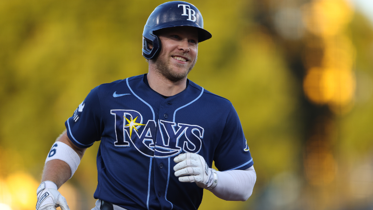 Taylor Walls homers from each side of the plate to make Rays history
