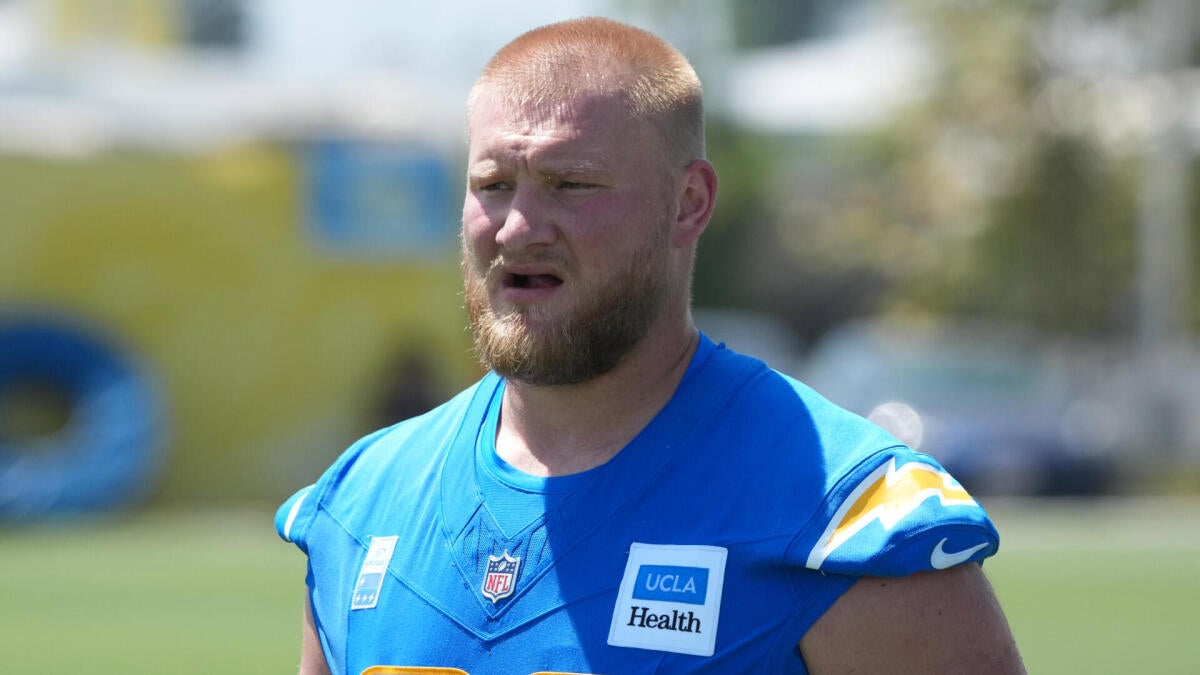 Tyler Biadasz injury: Chargers center carted off with left leg injury