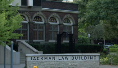 University of Toronto's law school to ban laptops in some classes