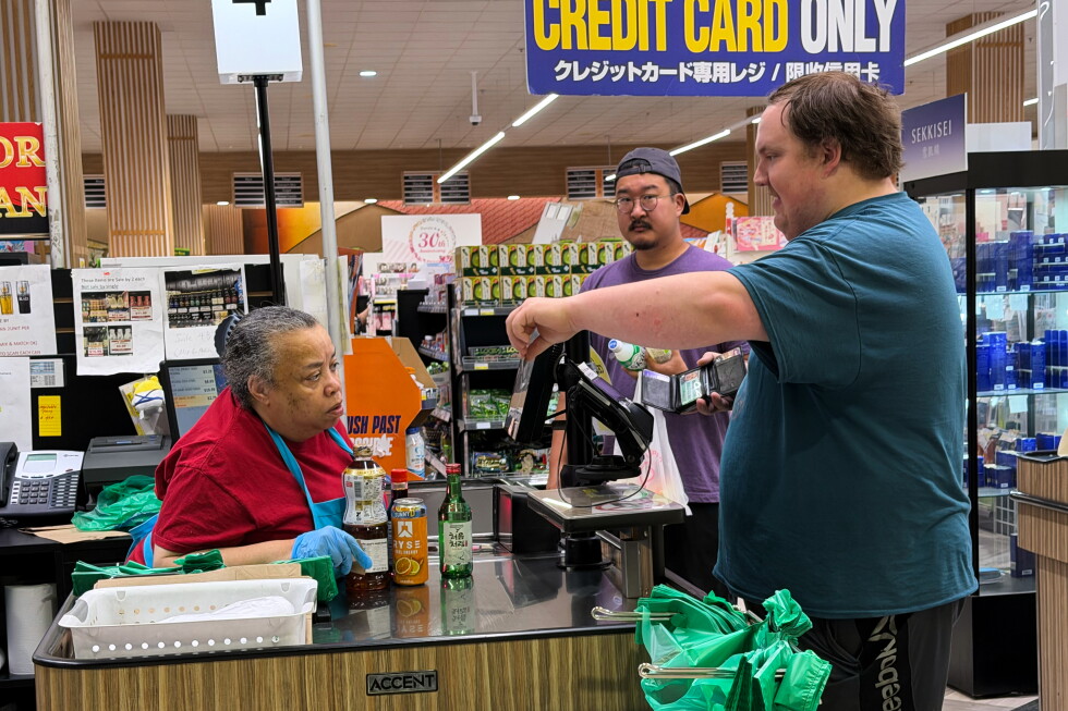 US economy expanded at sluggish 1.5% pace from April through June
