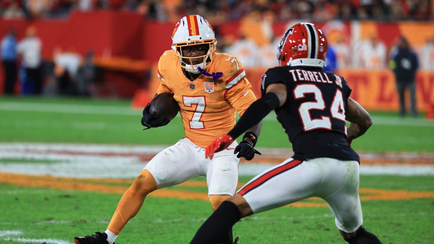 2026 Fantasy Football Running Back Tiers: Bucky Irving is ready to rebound
