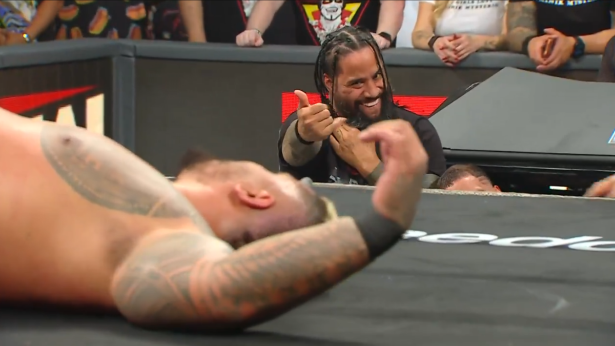 WWE Raw results, recap, grades for August 10: Will Solo Sikoa rejoin The Bloodline?