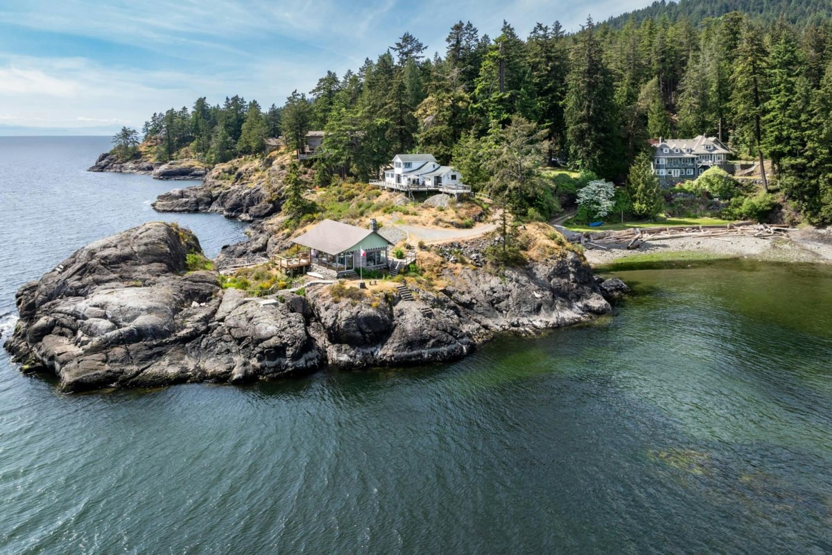 This waterfront estate for sale has 4 homes near Vancouver