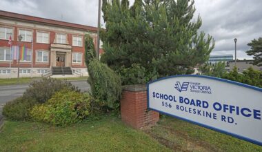 Most Greater Victoria school district leaders on leave