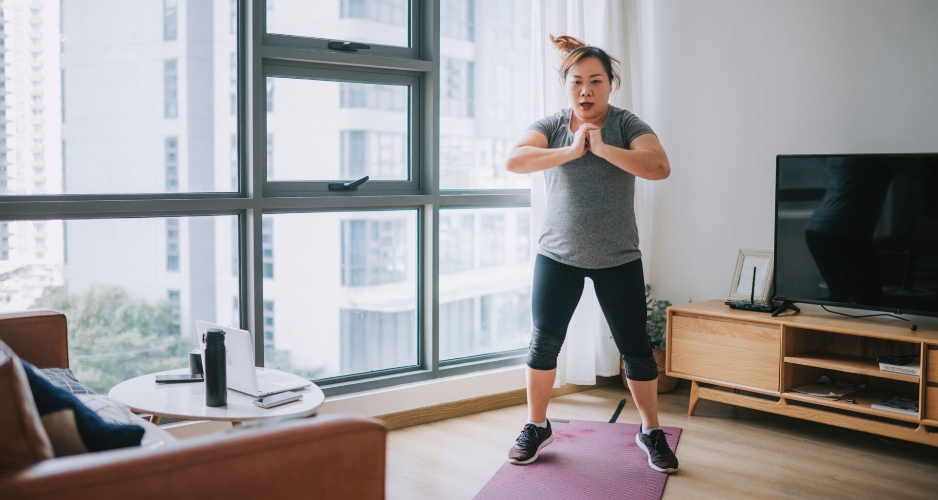 The one type of exercise a trainer wants every woman over 40 to try—and you can start sitting down