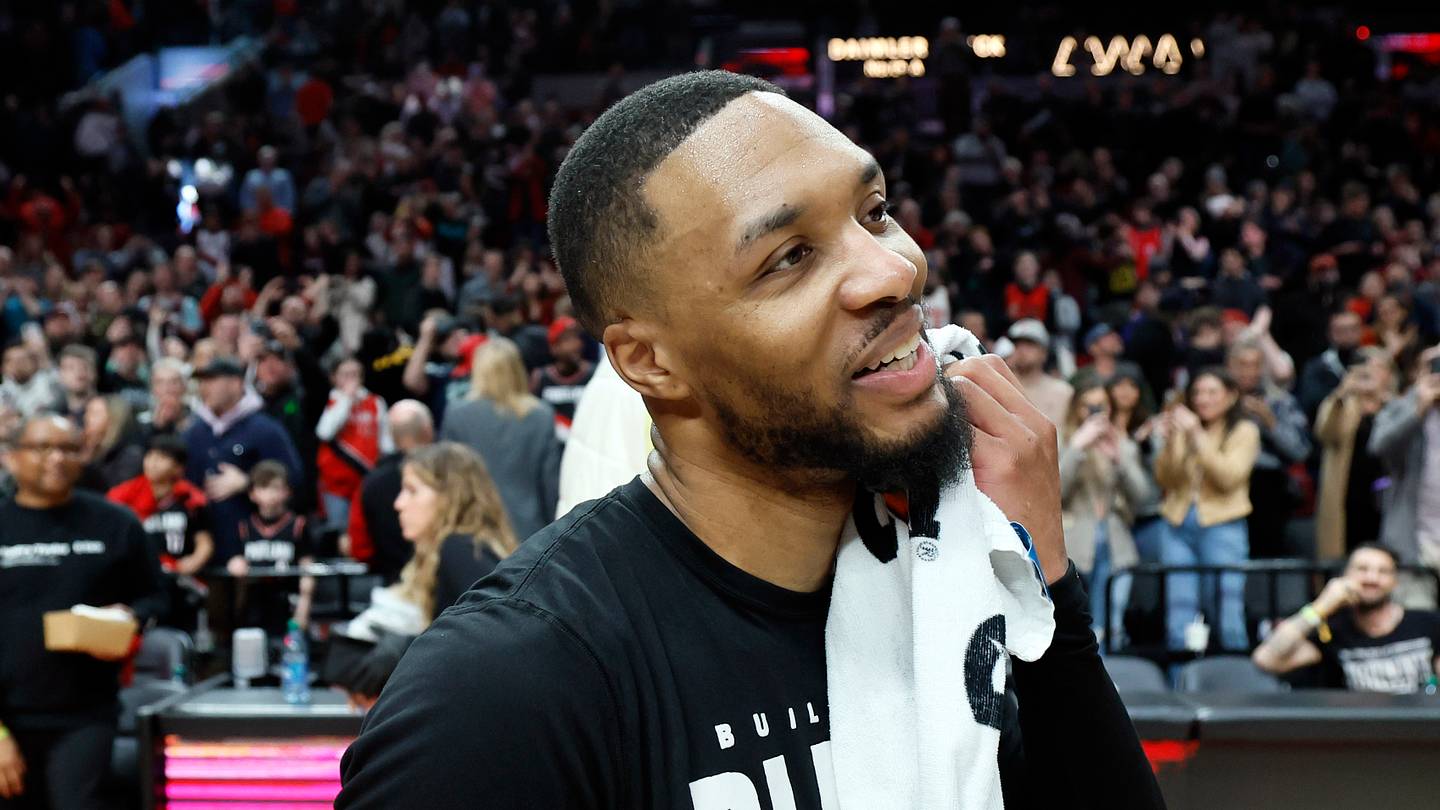 4 Reasons Why Blazers' Damian Lillard is Second Best Shooter Ever