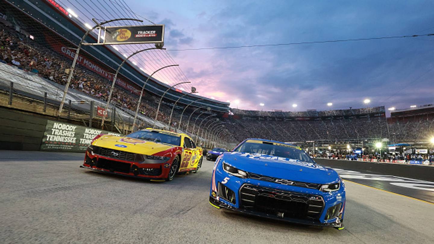 Kyle Larson, Hendrick Motorsports, Joey Logano, Team Penske, NASCAR Cup Series