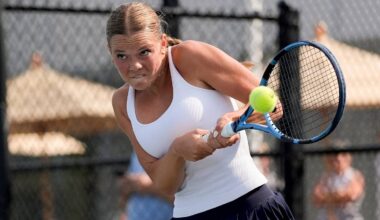 Iowa High School Girls State Tennis Singles, Doubles Tickets Handed Out