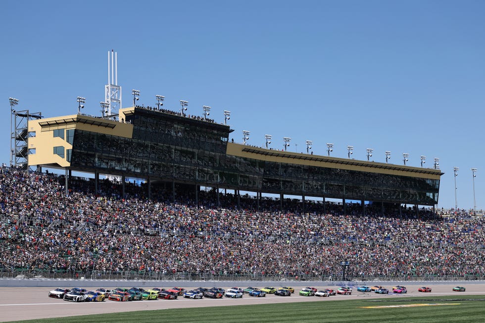 NASCAR Cup Series AdventHealth 400
