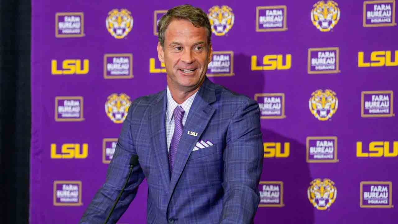 SEC to discuss kicking LSU out of league over NFL eligibility dispute
