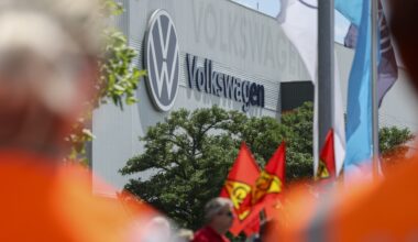 Volkswagen stock rises on 50,000 job cuts plan amid tariffs, China pressure