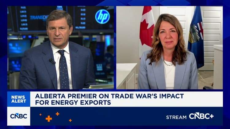 Alberta premier: Everybody wants a trade deal