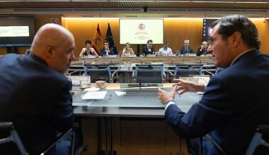 Spain to extend anti-crisis measures under pressure from soaring prices