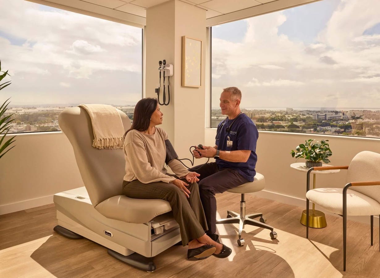 What A $4,000 Membership Says About American Emergency Care