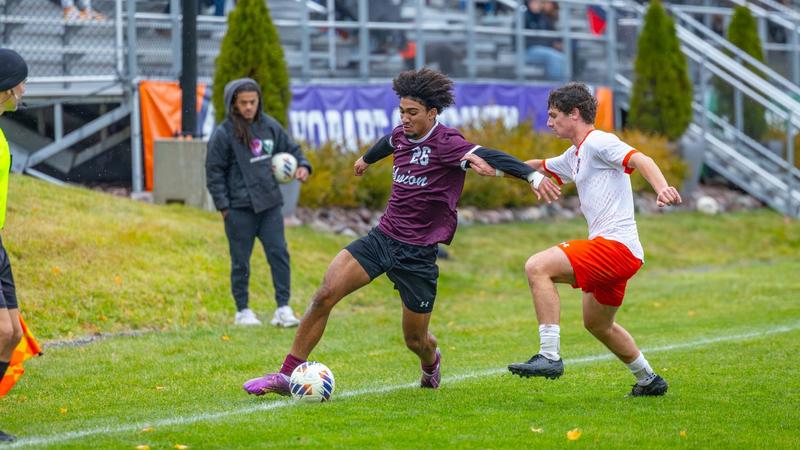 Men's Soccer Falls to SUNY Oneonta in Season-Opener