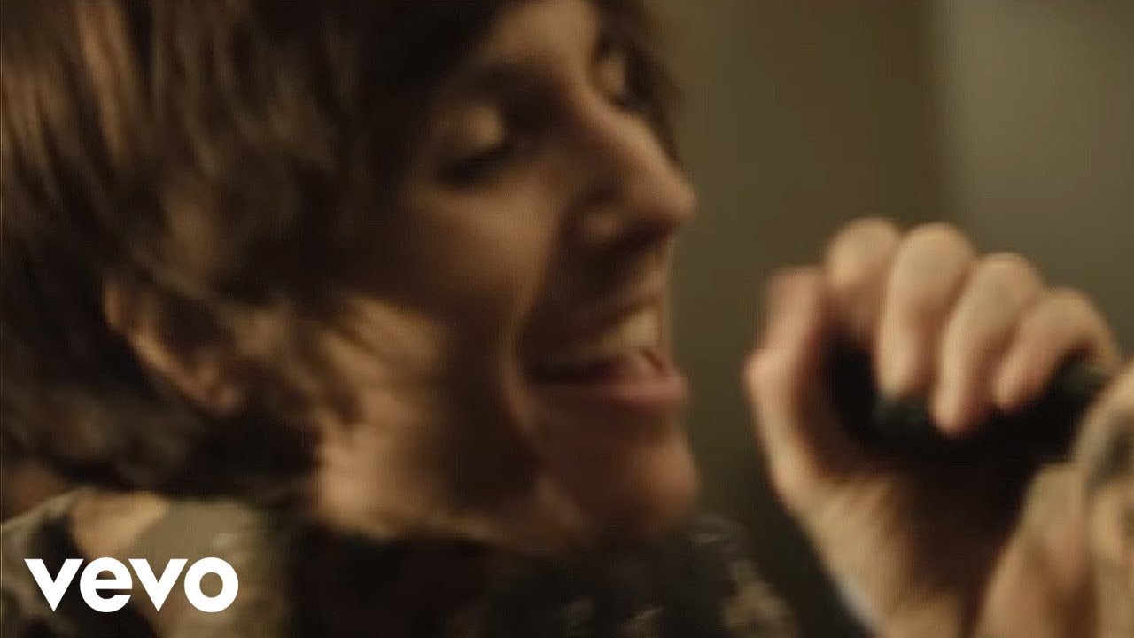 Bring Me The Horizon - Can You Feel My Heart - YouTube