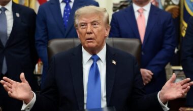 Donald Trump mistakes Bank of Canada for retail bank