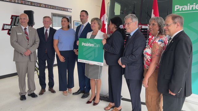 Federal funding boosts Winnipeg manufacturing sector