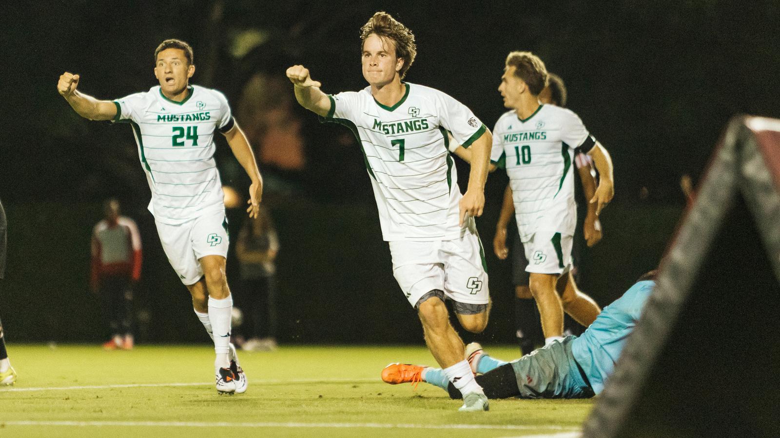 Linas Header Secures 1-0 Win Monday at LMU