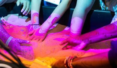 1,000 Museum Visitors Dive Into NASA Sea Level Science on World Ocean Day