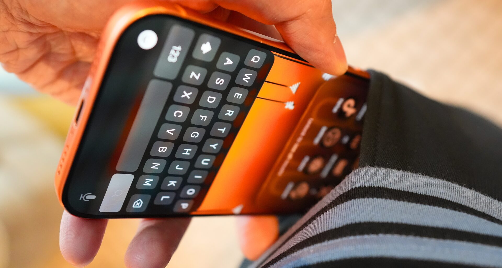 iPhone 17 Pro Orange