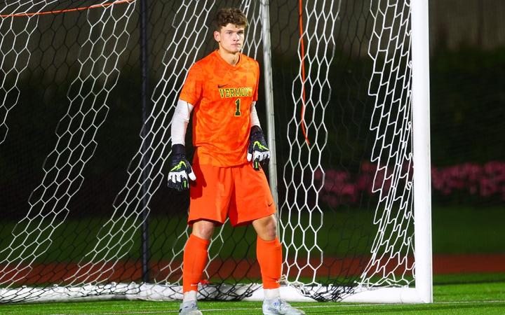 #13 Men’s Soccer Battles to 0-0 Draw at Boston University; Herceg Records Third Consecutive Shutout