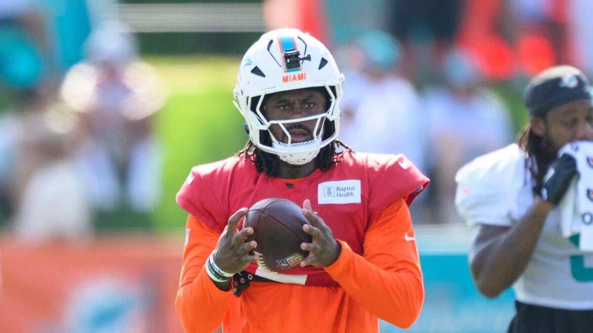 Fantasy football rankings 2026: Breakouts, optimal picks by model that nailed Tetairoa McMillan's huge year