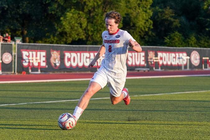Men's Soccer On the Road for Loyola Thursday